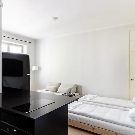 Cozy Close To Cathedral فندق