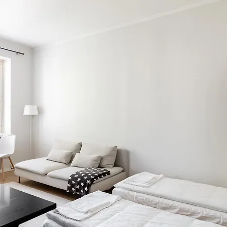 Cozy Close To Cathedral * هلسنكي